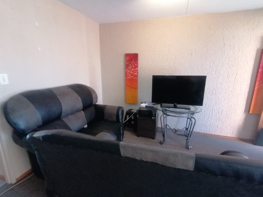 1 Bedroom Property for Sale in Pellissier Free State